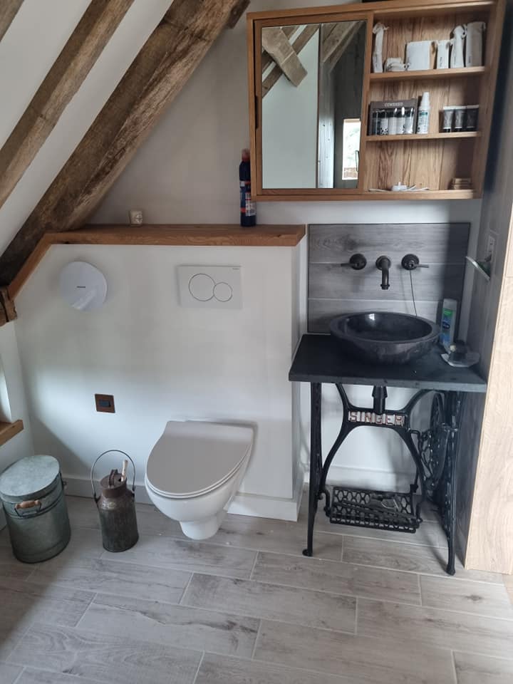 https://bathroomfittersnorwich.co.uk/wp-content/uploads/2026/07/242089858_4481148695281361_8187242129582282343_n.jpg