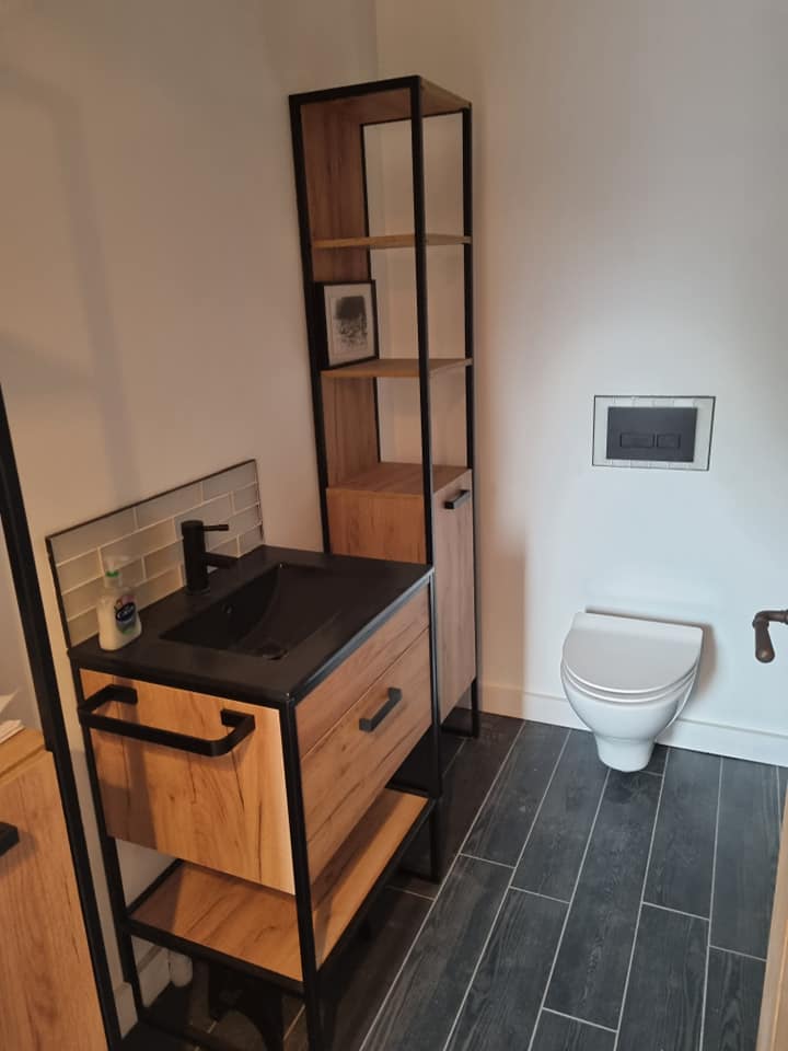 https://bathroomfittersnorwich.co.uk/wp-content/uploads/2026/07/242117733_4481149231947974_8792800471285474381_n.jpg